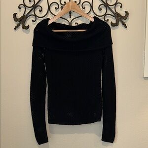 A.L.C SHOULDER WRAP/COWLCECK LONG SLEEVE BLACK SWEATER SIZE MEDIUM